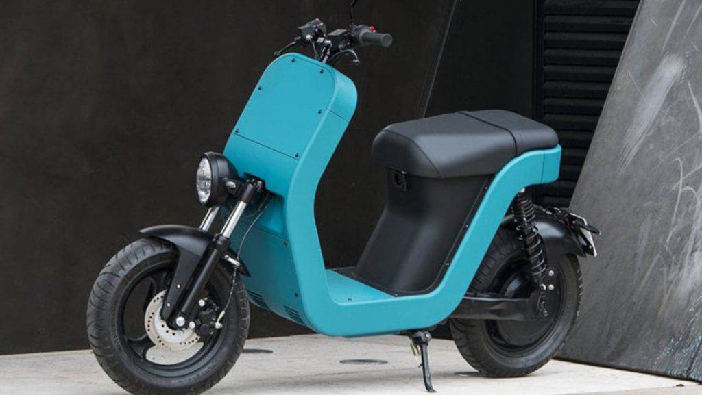 Scooter elettrici: parte la sfida tra Honda e Yamaha