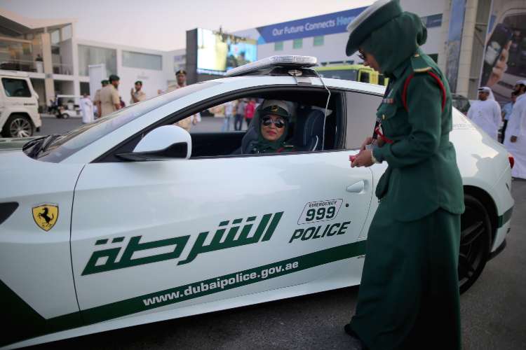 Polizia femminile Dubai