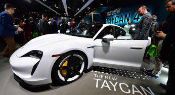 3 grandi differenze tra la Porsche Taycan e la BMW Serie 8
