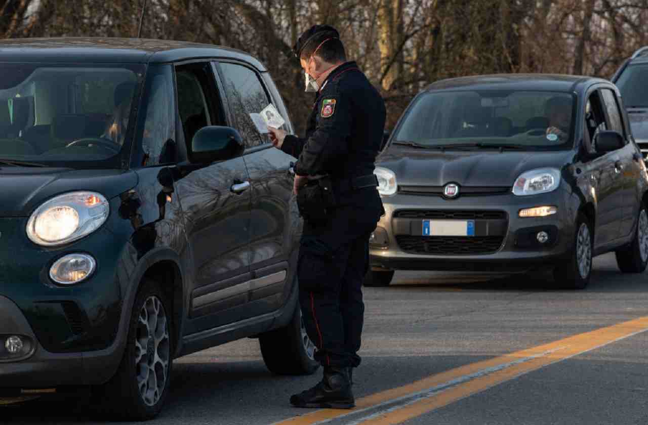 Controlli carabinieri