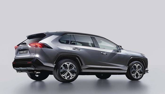 Toyota Rav4 Plug-in (foto dal web)