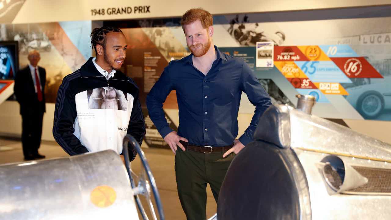 hamilton principe harry museo motori silverstone