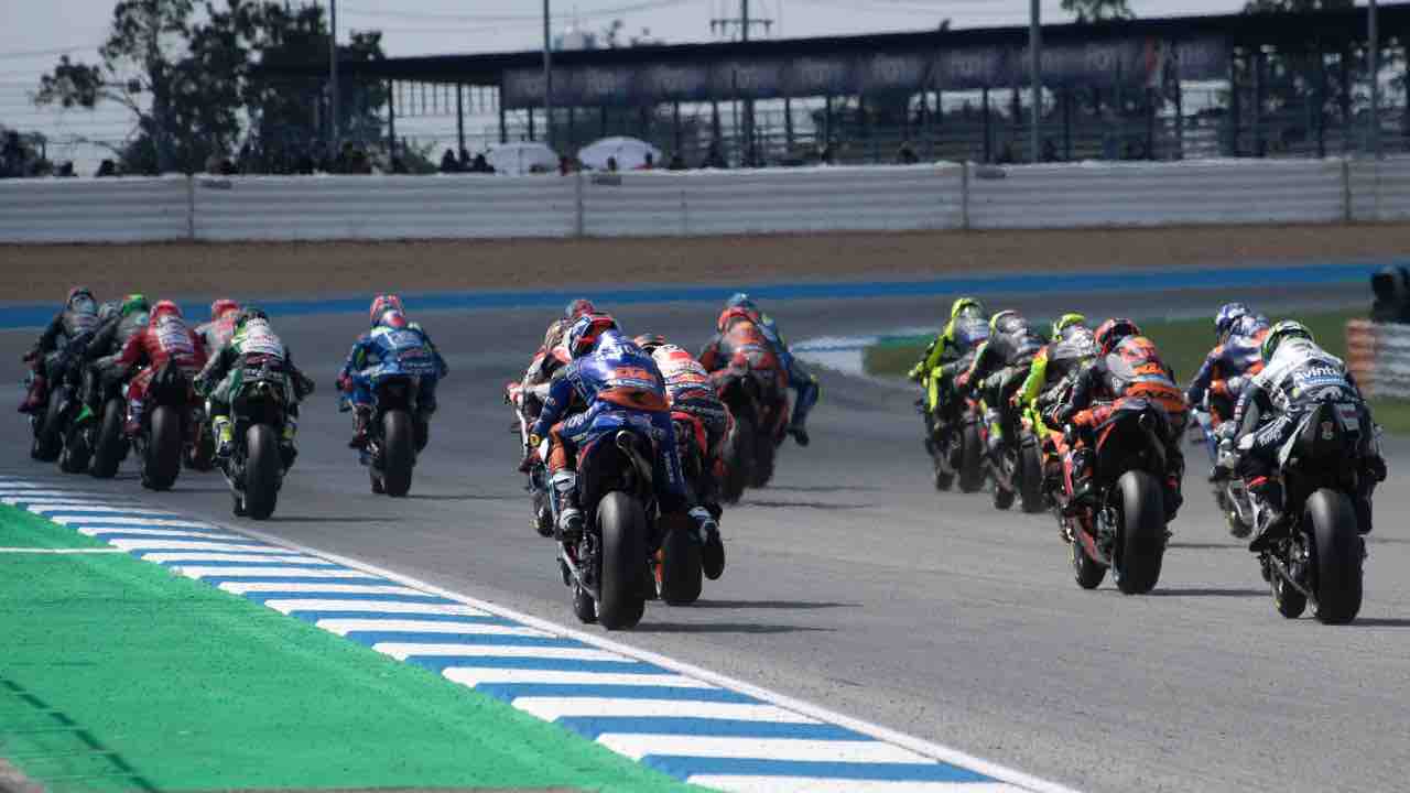 moto gp thailandia rinviata gara