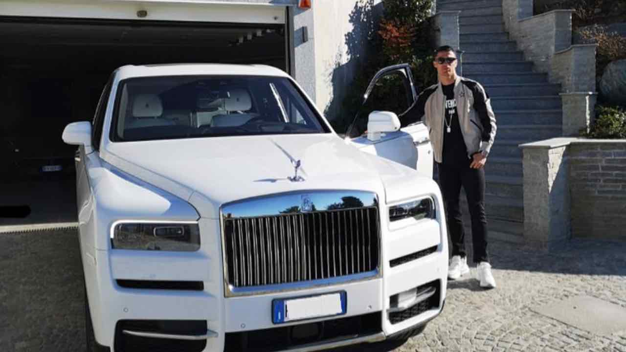 cristiano ronaldo rolls royce collezione auto costose