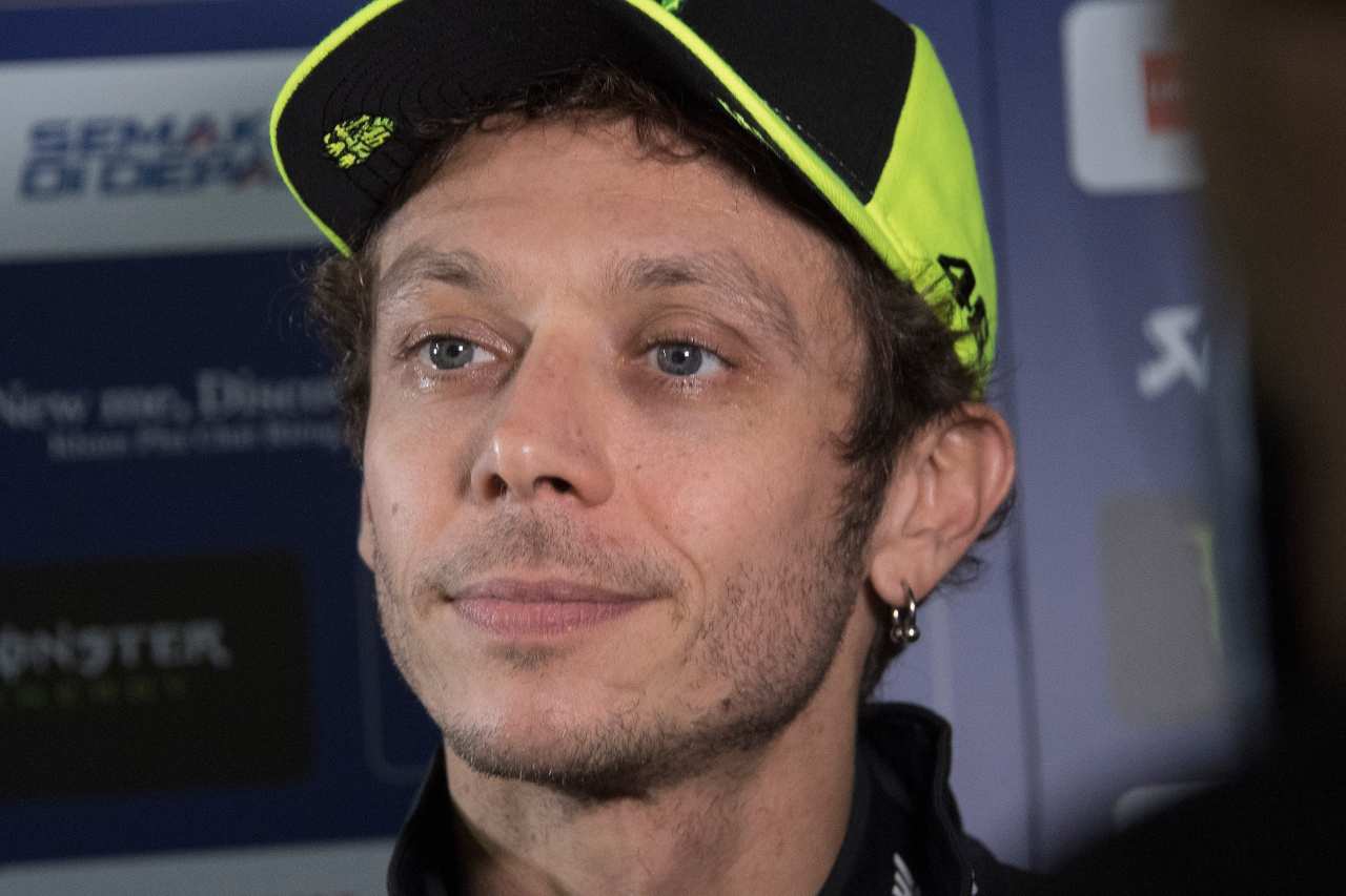 Rossi dona all'ospedale