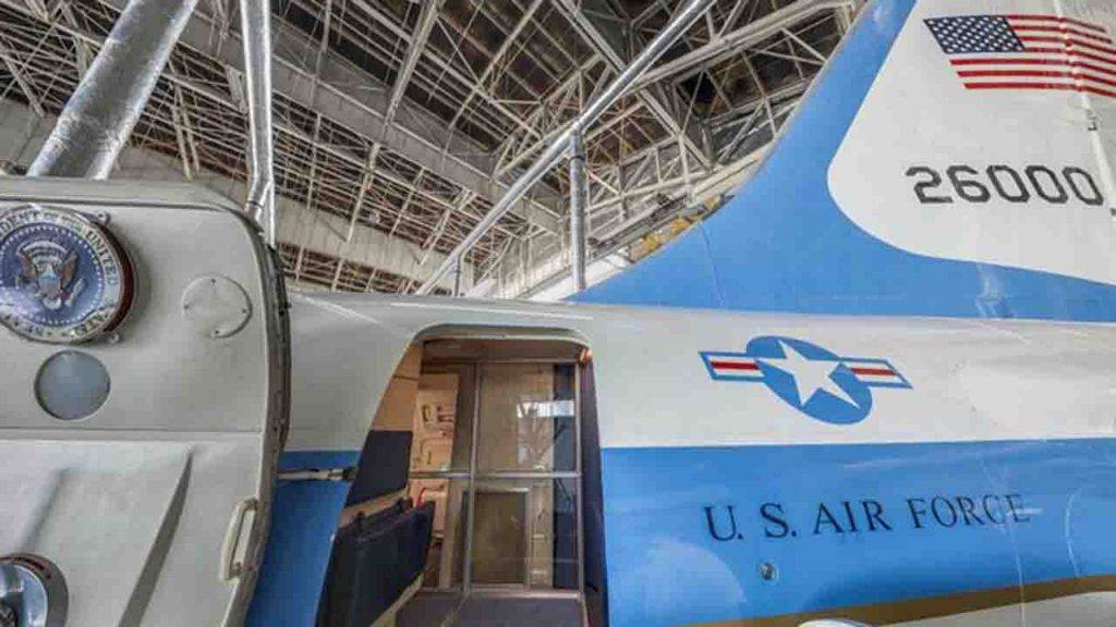 L'air Force Su Cui Vola Il Presidente Usa