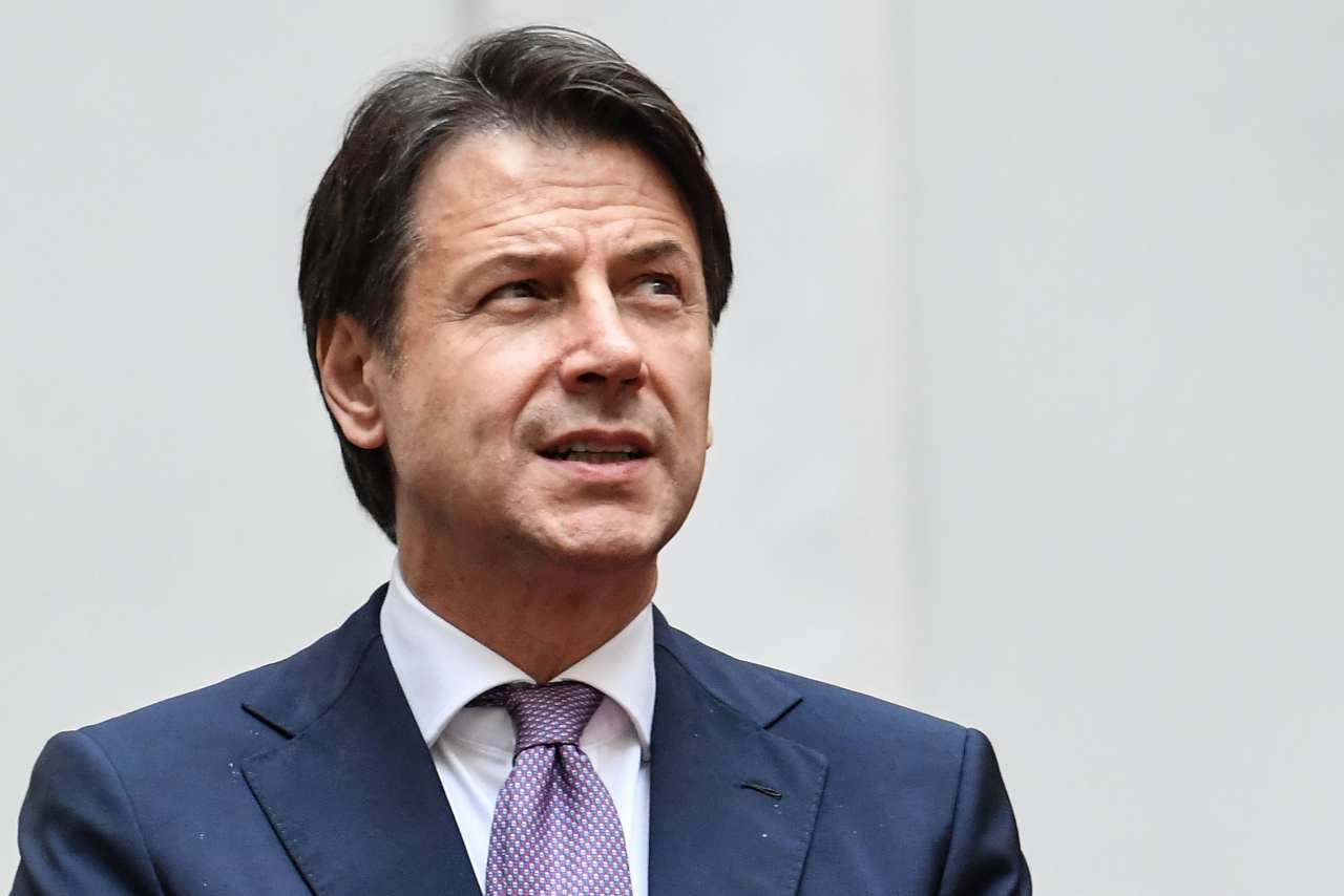 Governo Conte bonus euro