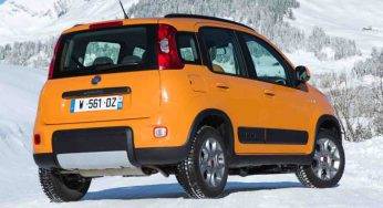 Panda, che potenza: battuto il Land Rover sul ghiaccio [VIDEO]