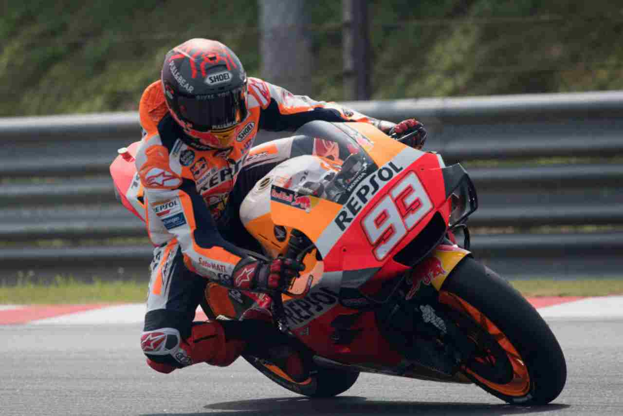 MotoGP, Marquez: "La spalla va meglio. Un problema la stagione breve"