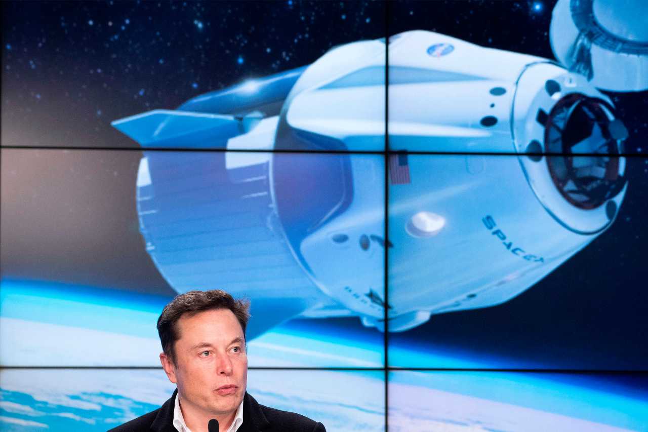 Elon Musk film nello spazio
