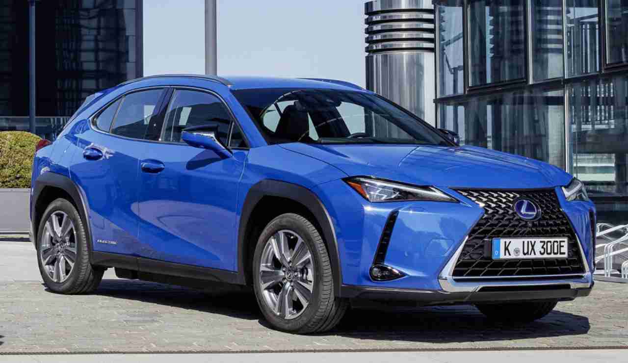 Lexus UX 300e