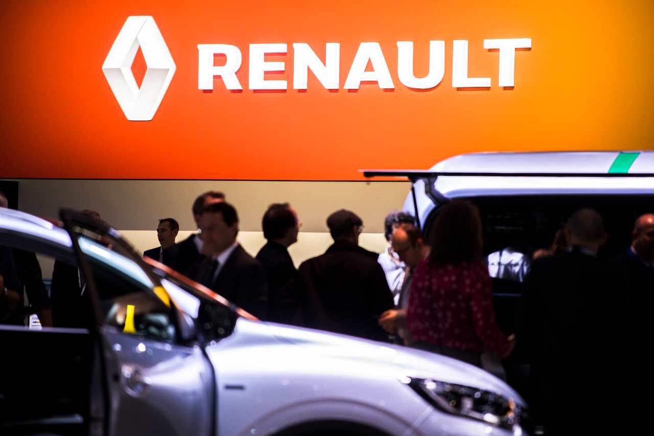 Renault уходят