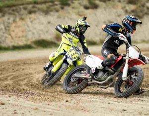 Rossi si allena al Ranch con Morbidelli e Marini