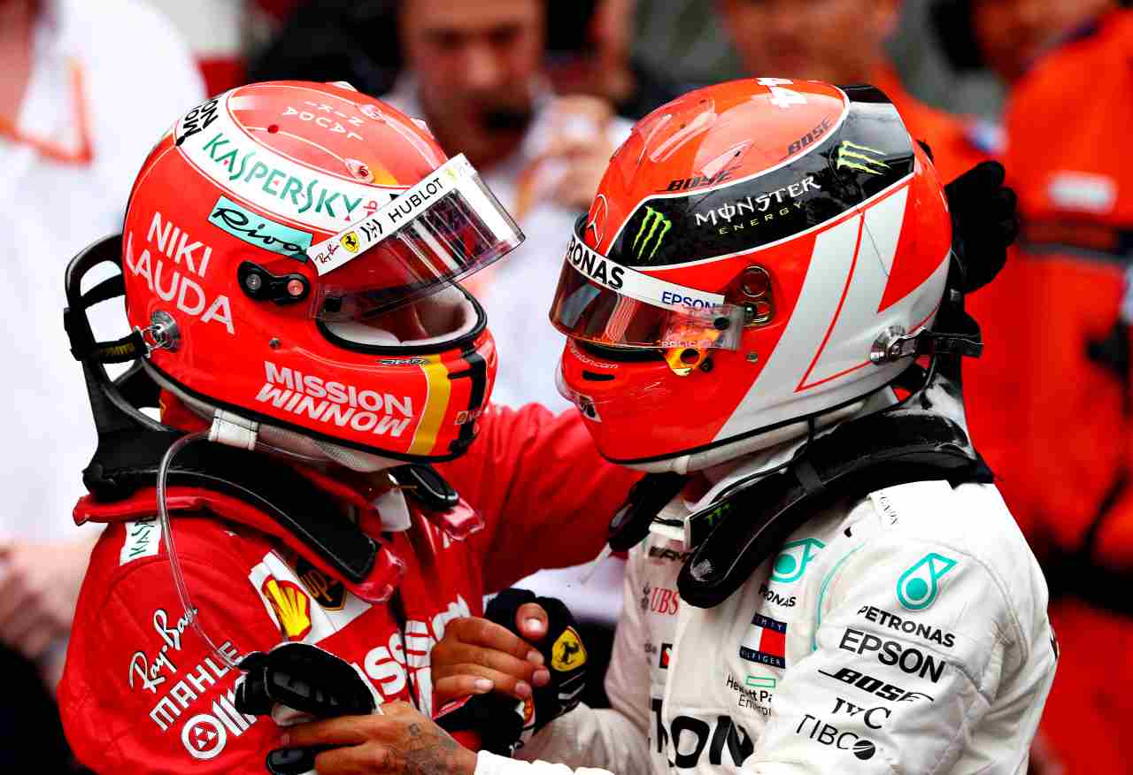 Vettel con Hamilton in Mercedes