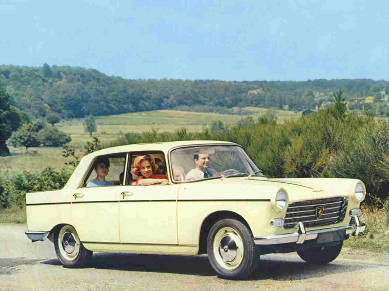 L'evoluzione della Peugeot 404