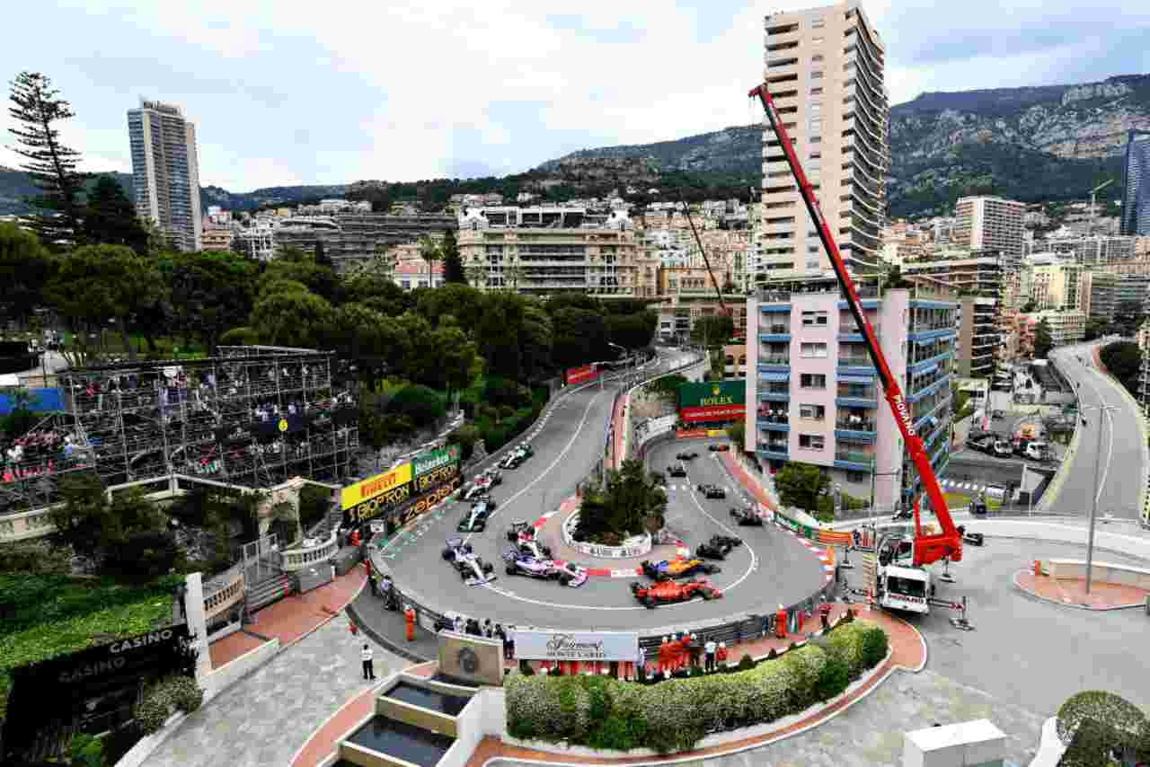 Leclerc, i migliori sorpassi con la Ferrari in Formula 1 - VIDEO