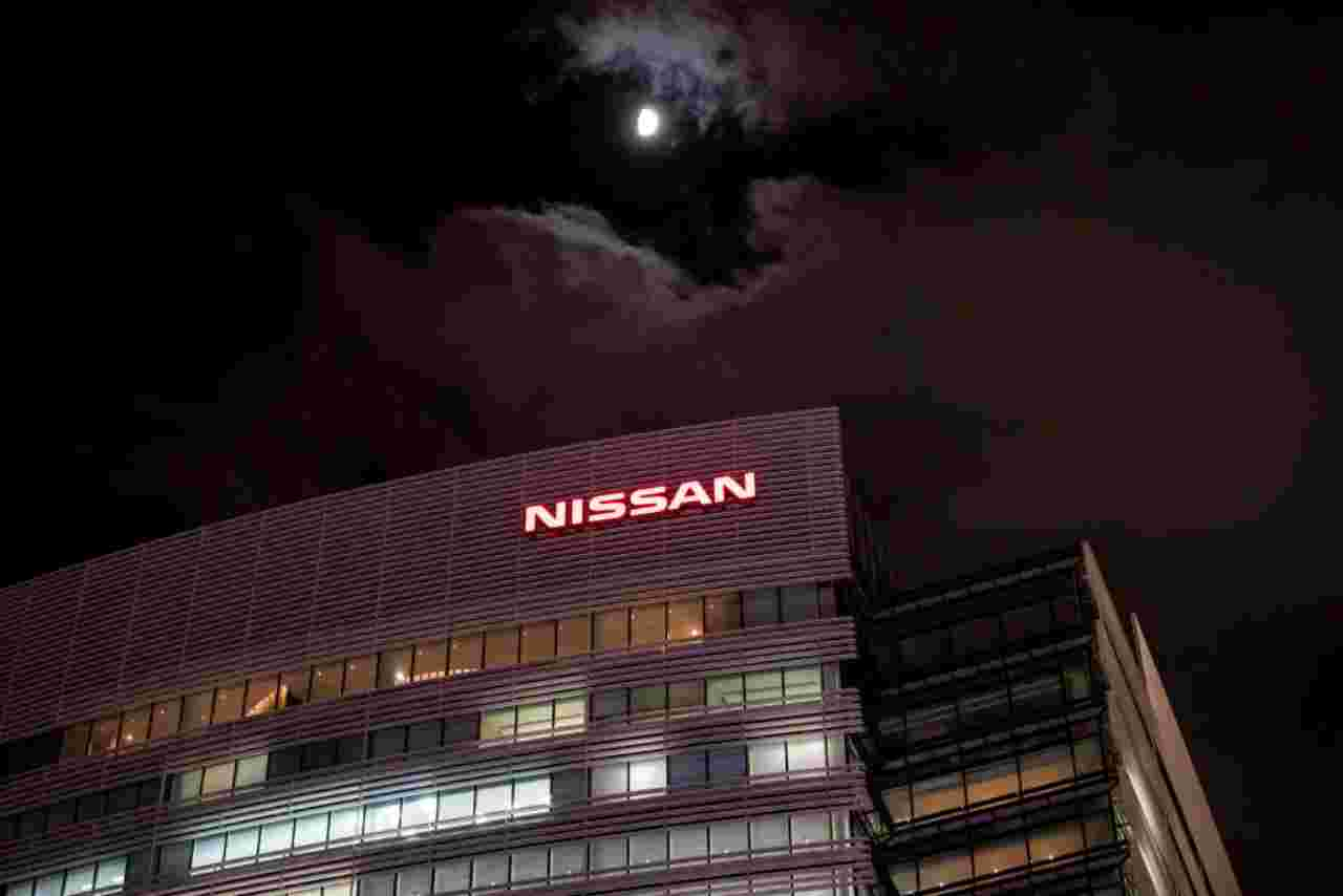 Nissan, tagli in vista: il piano licenziamenti, i nuovi equilibri con Renault