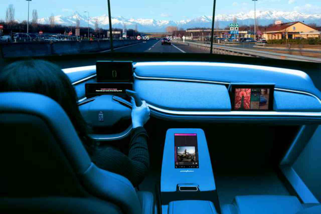 Pininfarina AutonoMIA, l'interfaccia per la guida del futuro: le funzioni del dispositivo