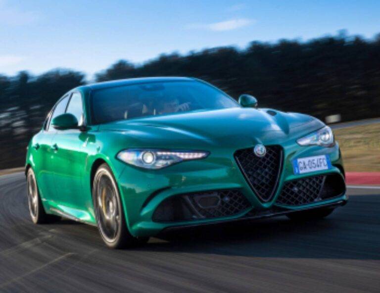Alfa Romeo 110 anni visite ai depositi con i modelli