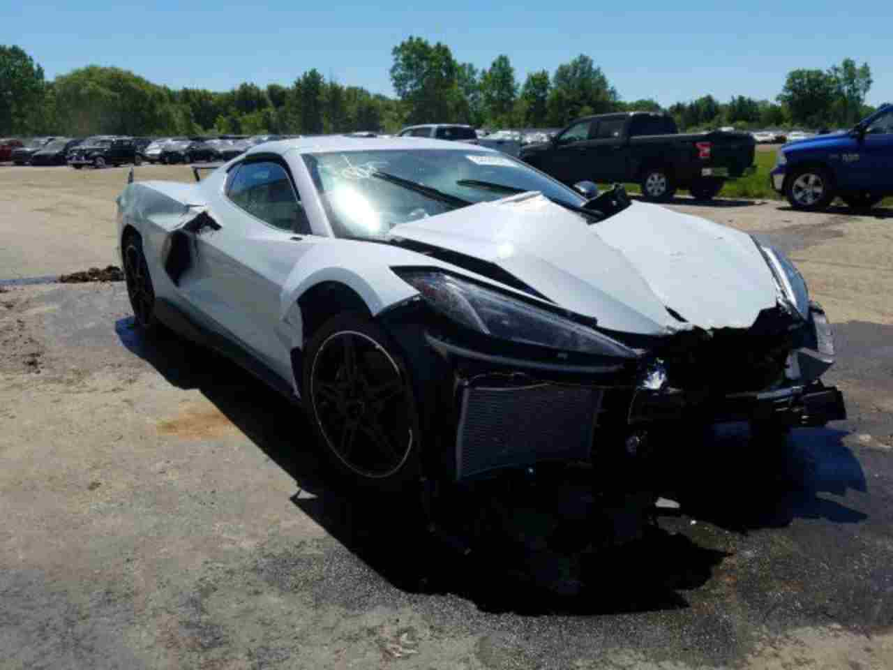 Chevrolet Corvette C8 danneggiata all'asta: sorprende il prezzo stimato