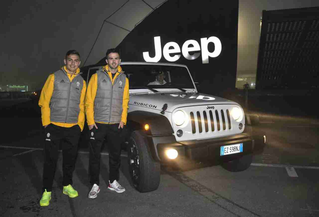 Dybala, non solo Jeep nel suo garage