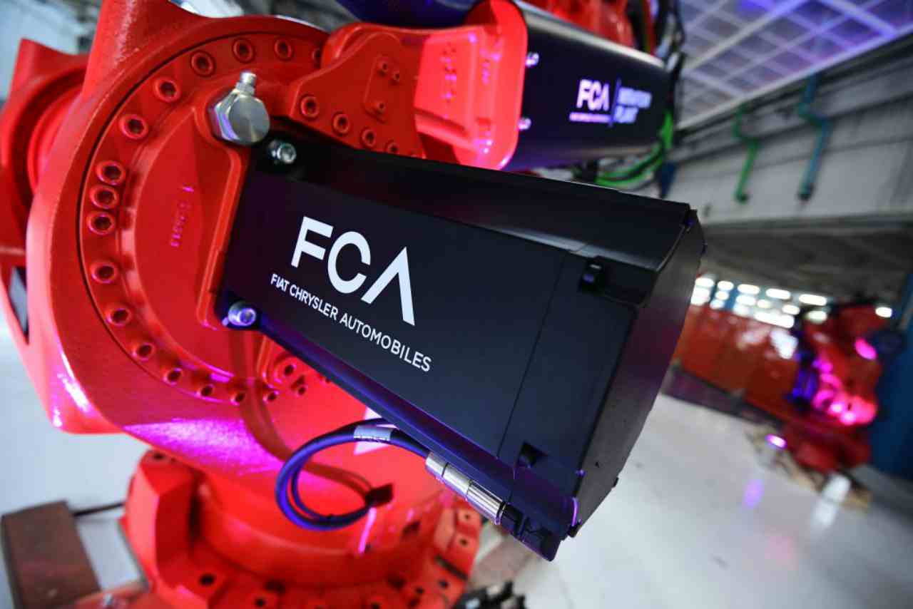 FCA-PSA, l'UE apre un'indagine sulla fusione
