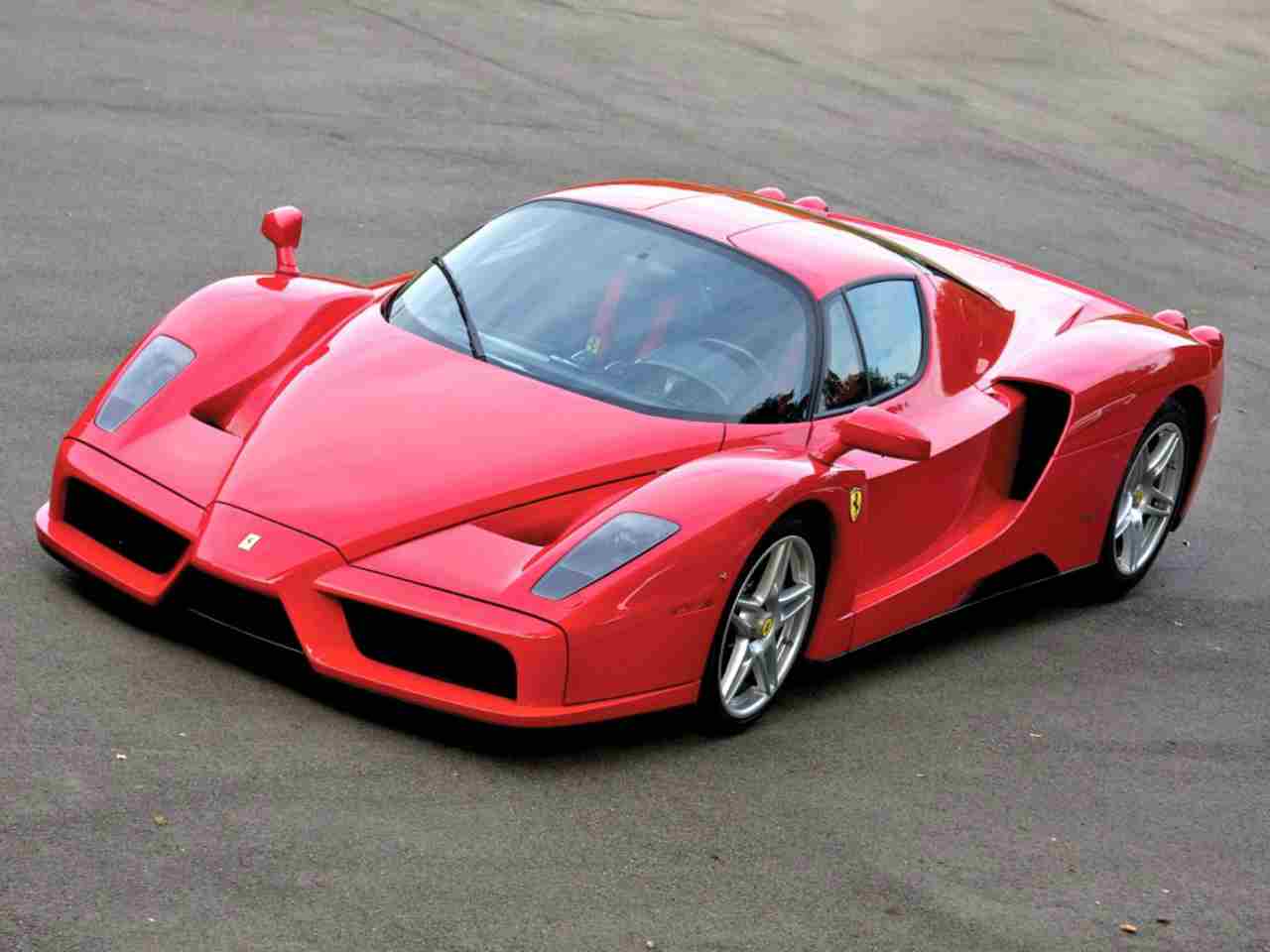 Ferrari Enzo, asta da record: primato storico per l'hypercar di Maranello