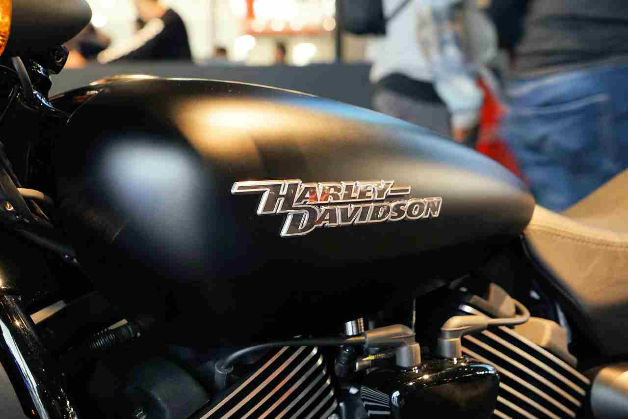 Harley Davidson per George Floyd, il messaggio social della casa USA