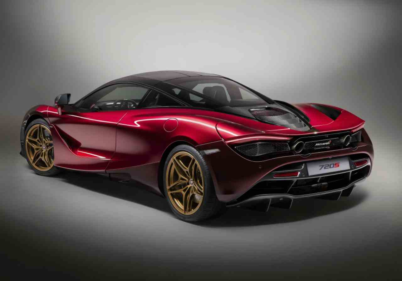 McLaren 720S, la supercar... per tutte le età