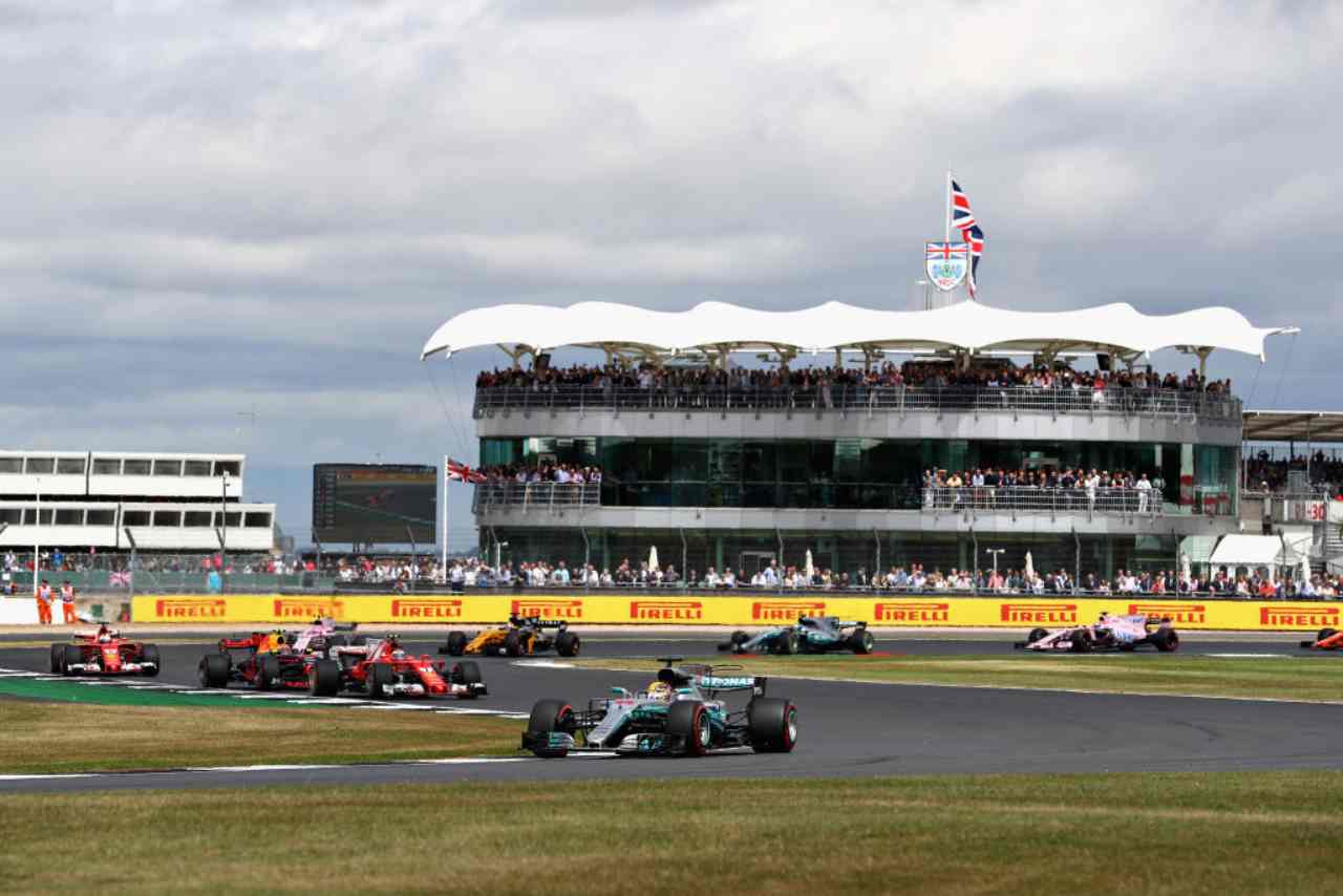 GP Silverstone a porte chiuse