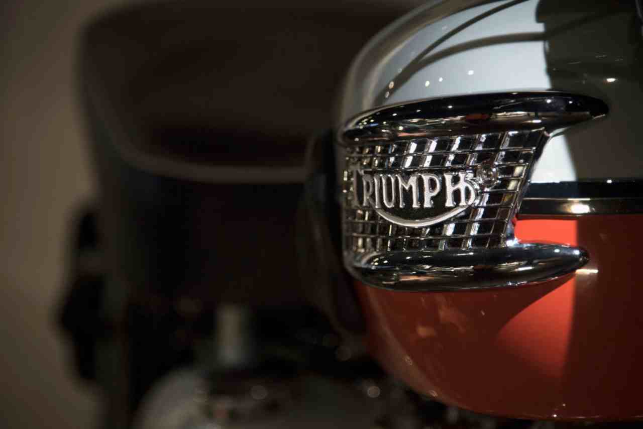 Triumph taglia 400 posti di lavoro