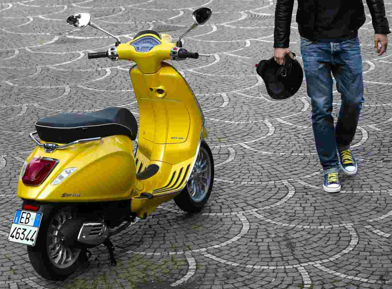 Vespa custom, la serie di creazioni estreme in Indonesia - Video