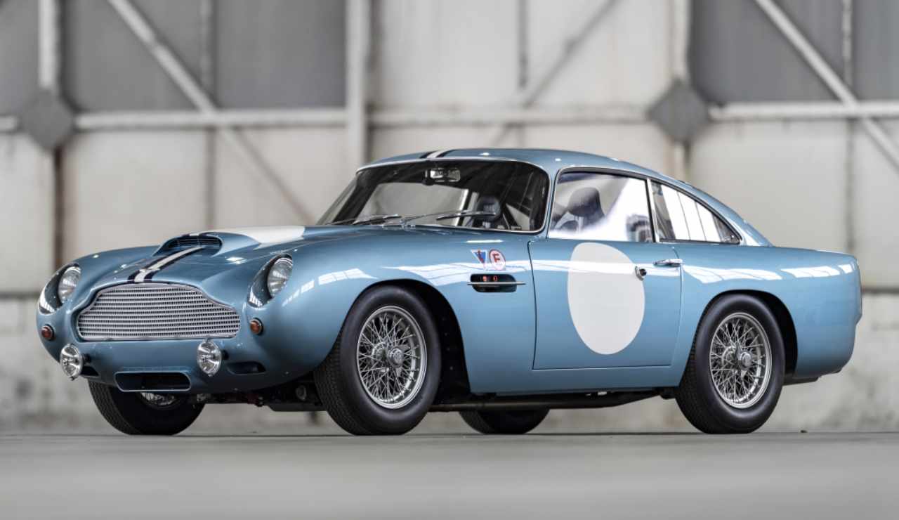 Aston Martin DB4 GT Continuation