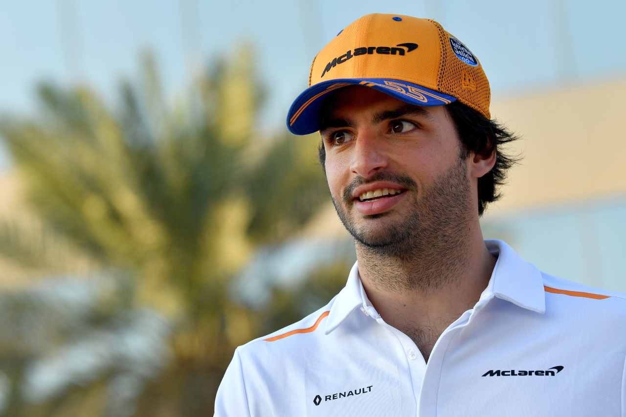 Carlos Sainz alla Ferrari: "I tifosi sono divertenti"