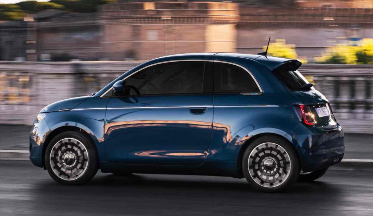 Fiat 500e La Prima