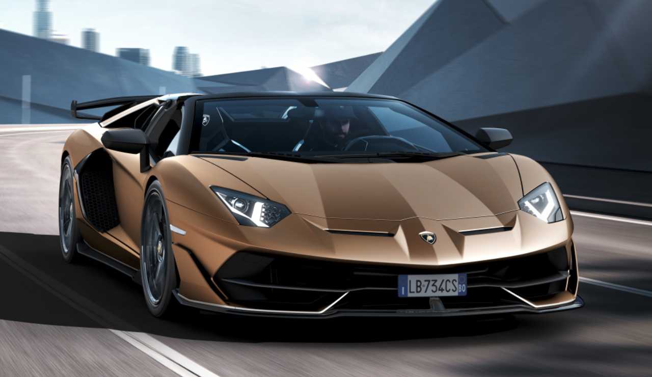 Lamborghini Aventador SVJ Roadster