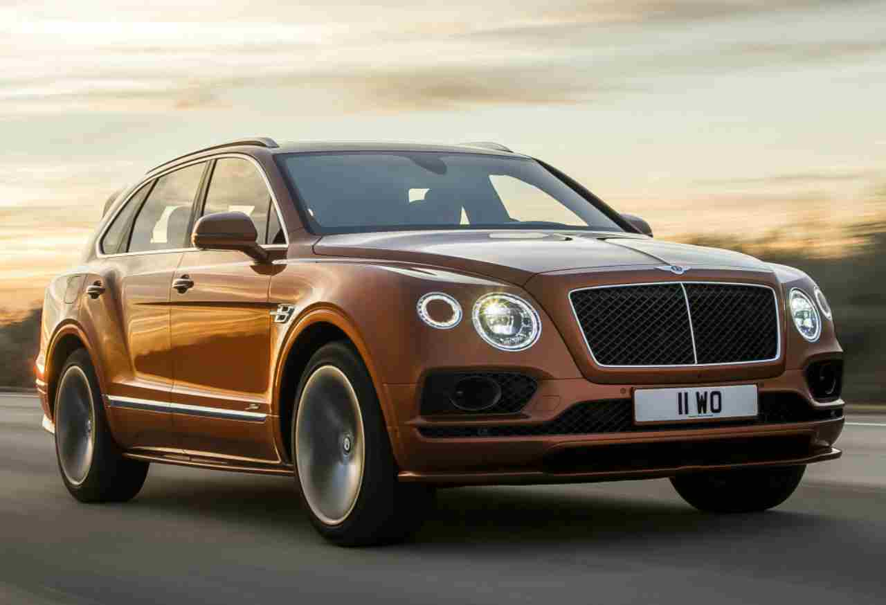 Bentley Bentayga, come funziona il nuovo configuratore online