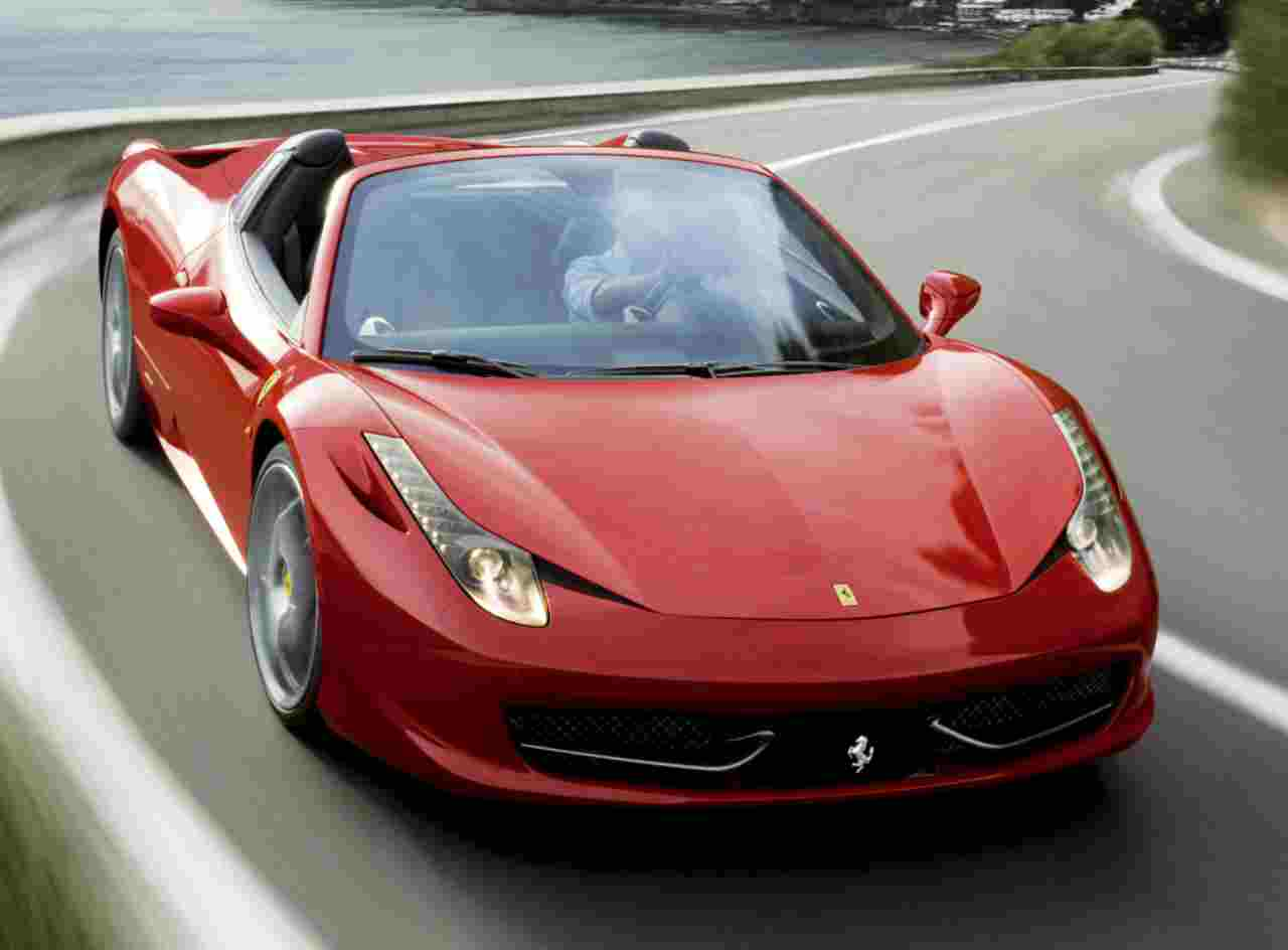 Ferrari 458 Spider, la più amata da LeBron James: il colore è speciale