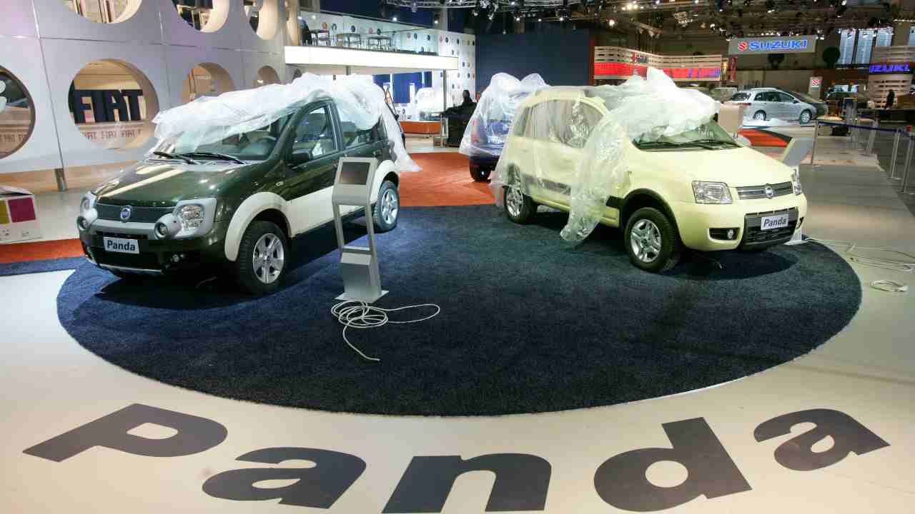 Auto più vendute online nel 2020: Fiat Panda in testa, la graduatoria