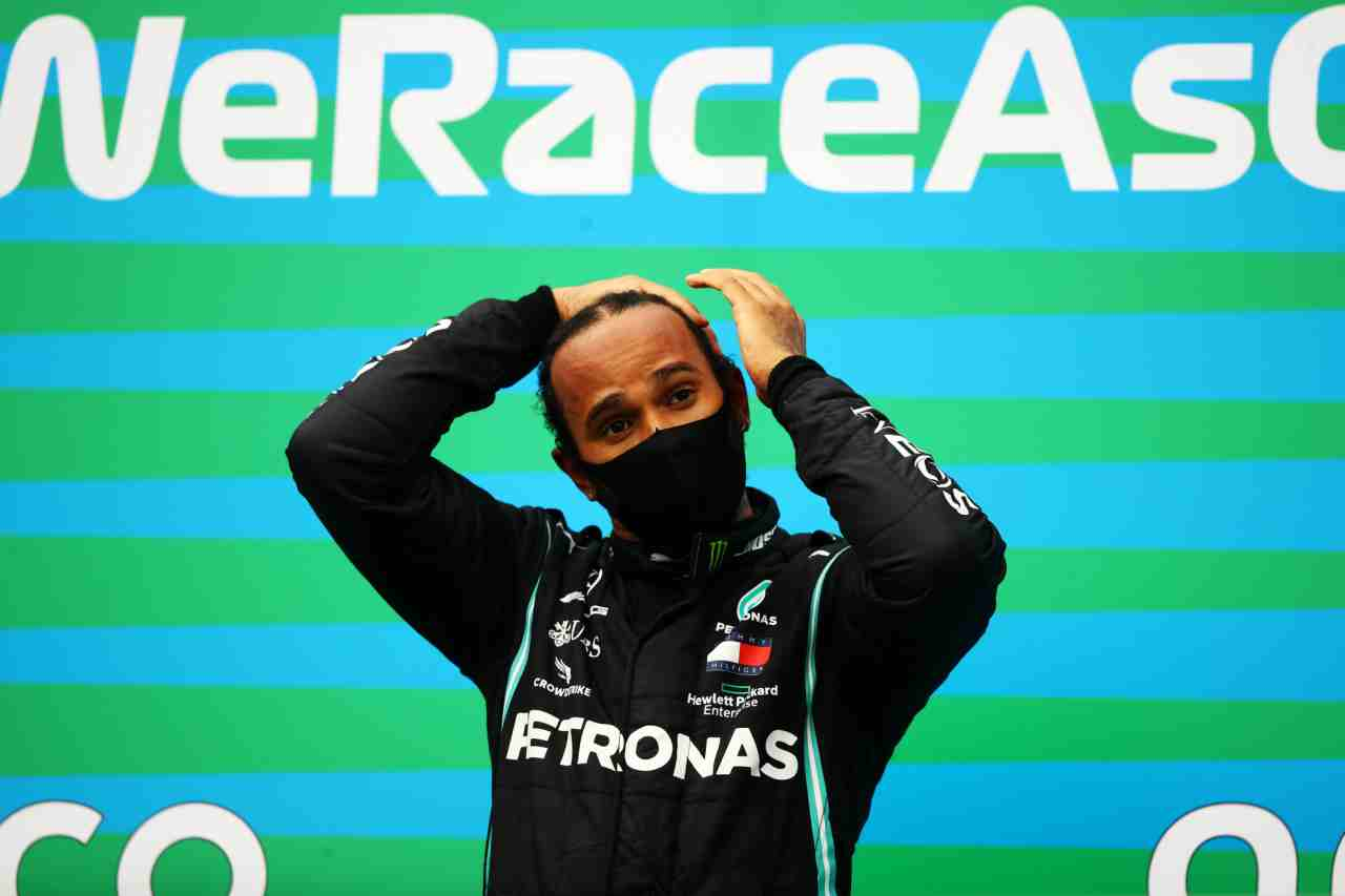 F1, GP Silverstone: l'appello di Hamilton ai tifosi britannici