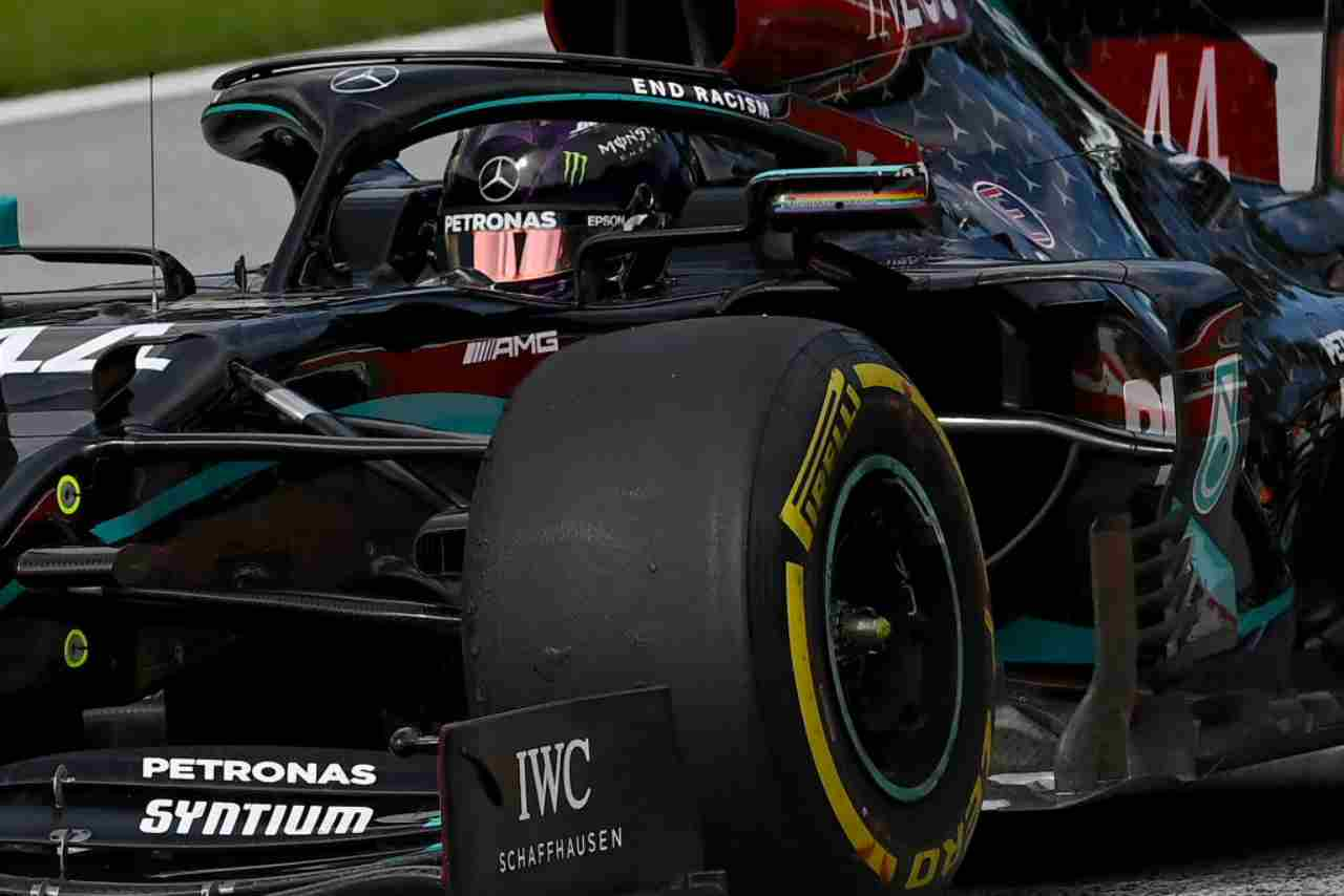 La Mercedes W11W11 con cui Toto Wolff insegue il settimo titolo costruttori da team principal