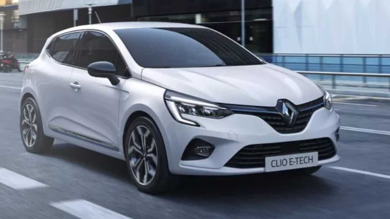 Renault Clio, Megane e Captire diventano ibride: allestimenti e prezzi