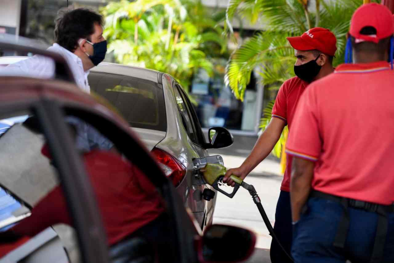 prezzi carburanti