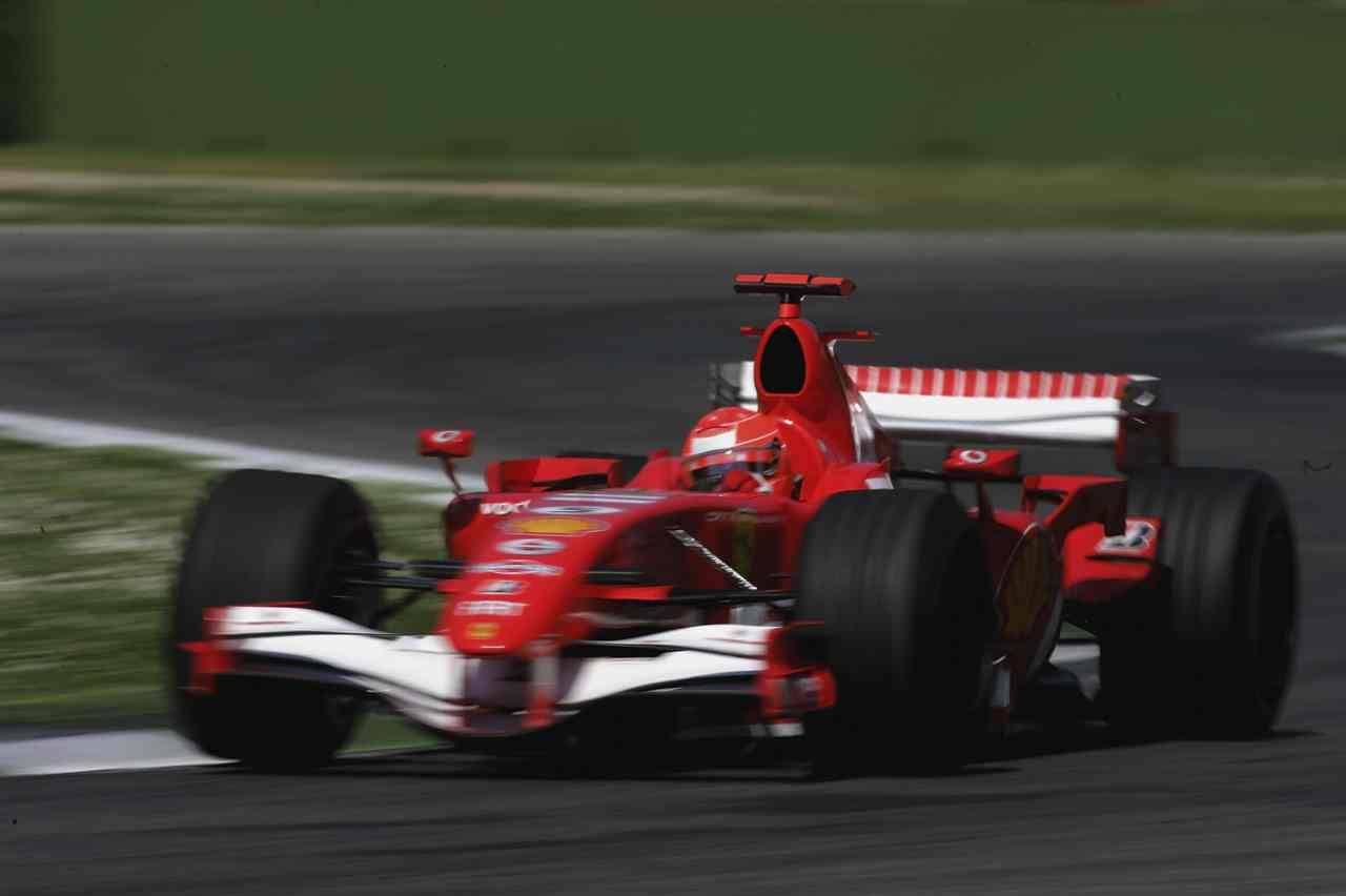 La F1 torna a Imola: la pole del record di Michael Schumacher- Video