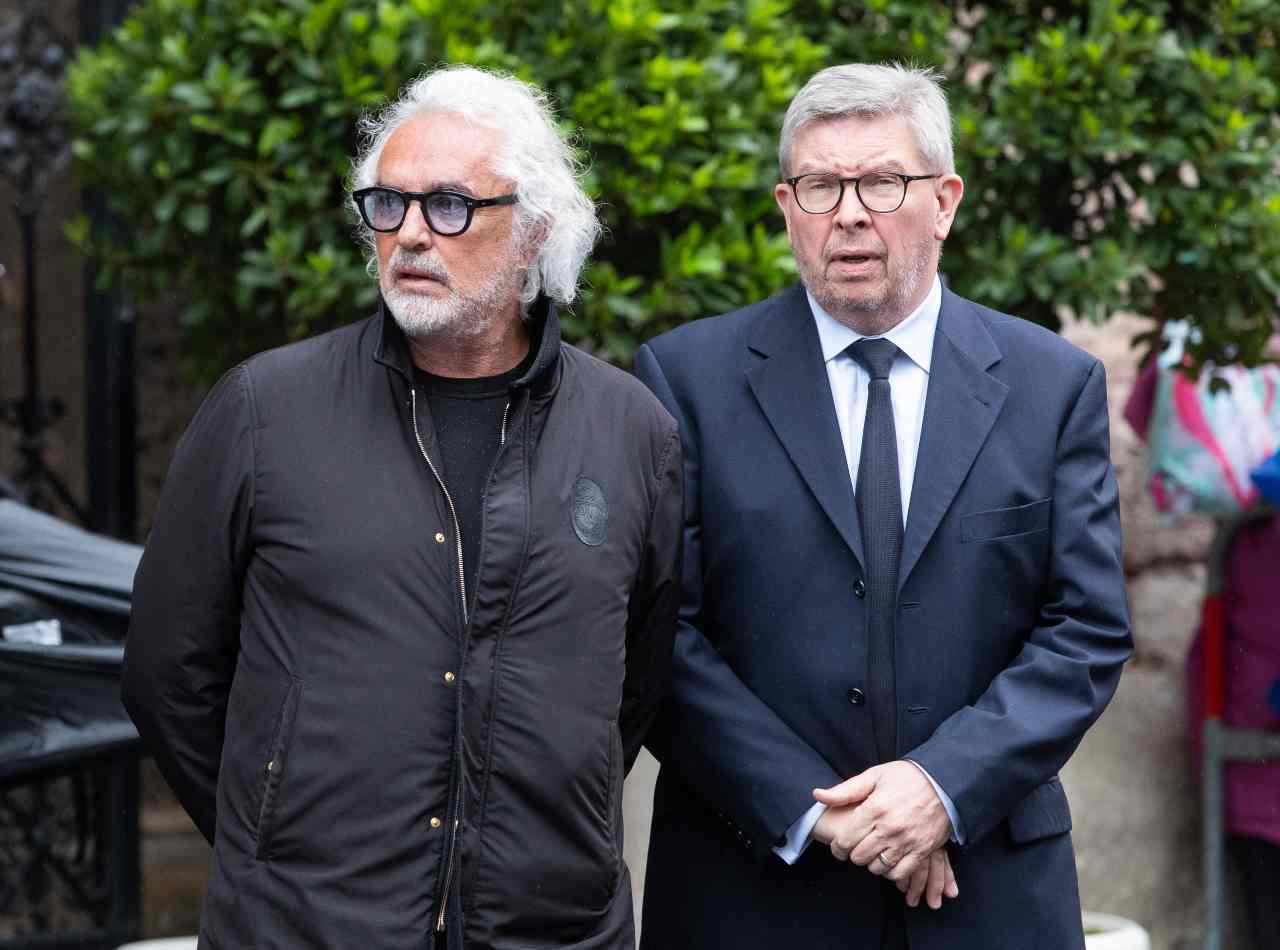 Briatore dimesso