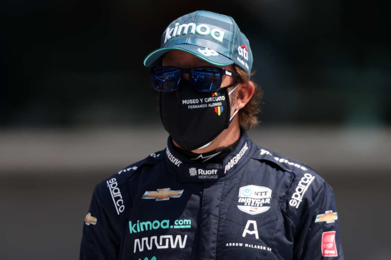 Alonso subito in Formula 1: la richiesta Renault alla FIA