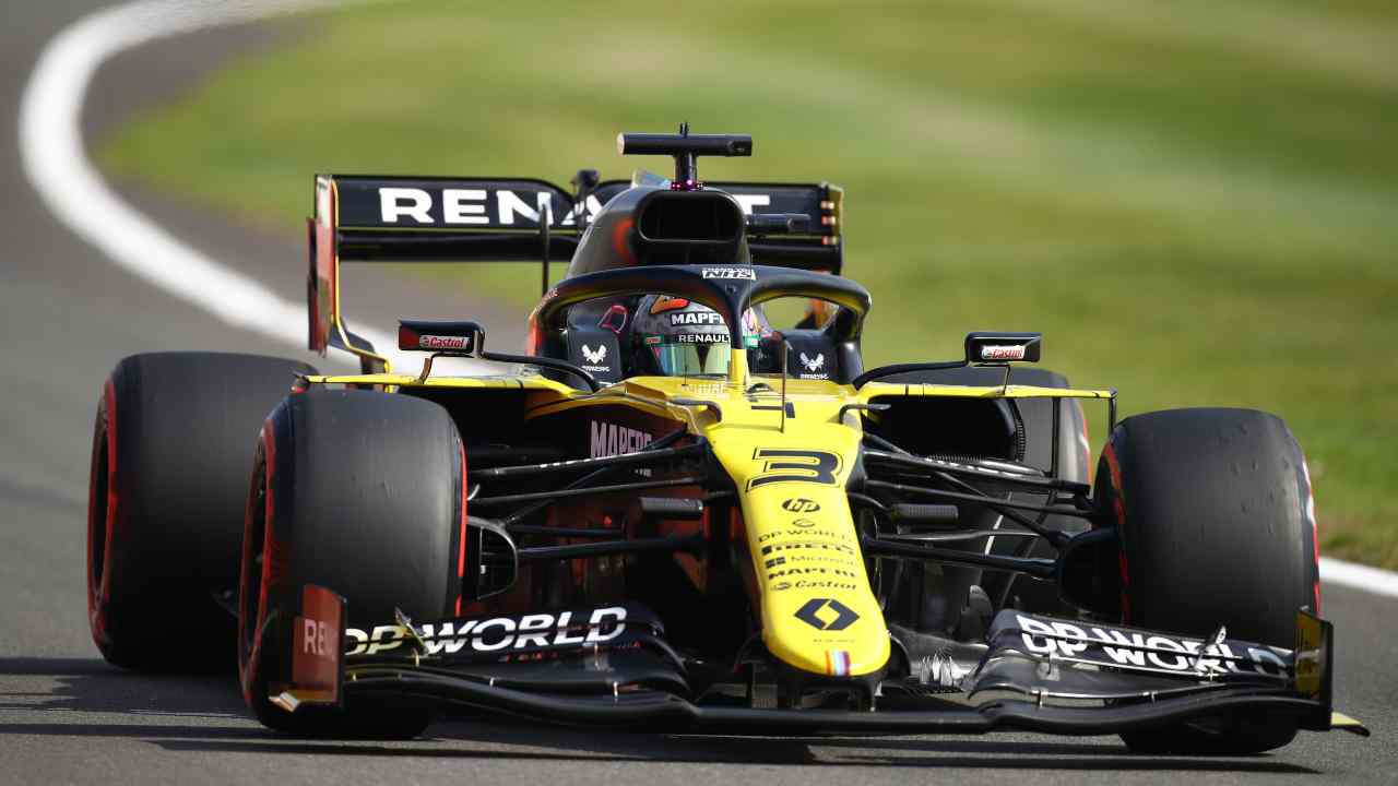 F1 GP Silverstone: novità per la Renault di Ricciardo, la decisione