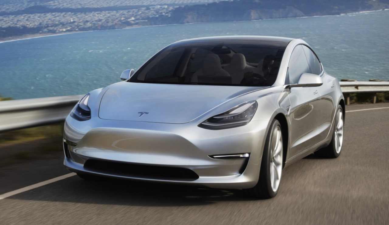 Tesla Model 3 Auto