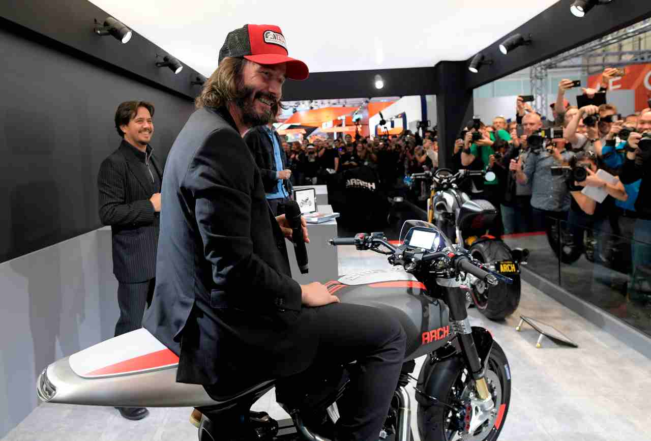 Keanu Reeves produce moto "su misura": storia della Arch Motorcycles