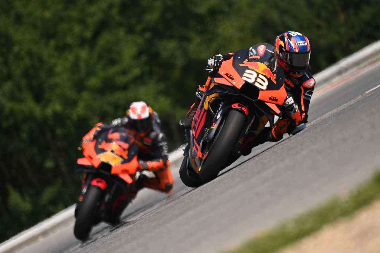 MotoGP Brno, highlights della gara: la sintesi – Video